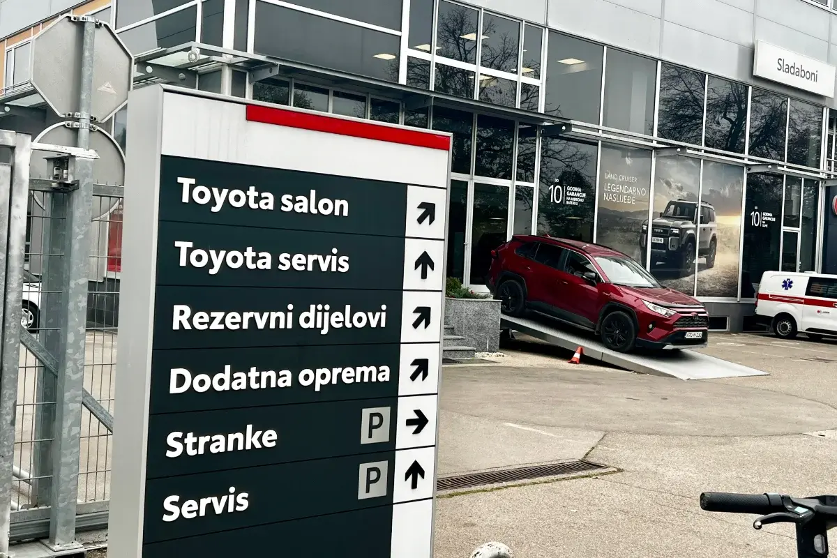 Toyota - Sladaboni doo