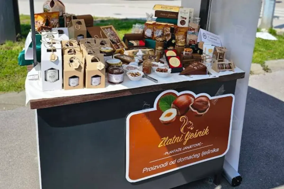 Zlatni lješnik - Plantaže Janjetović