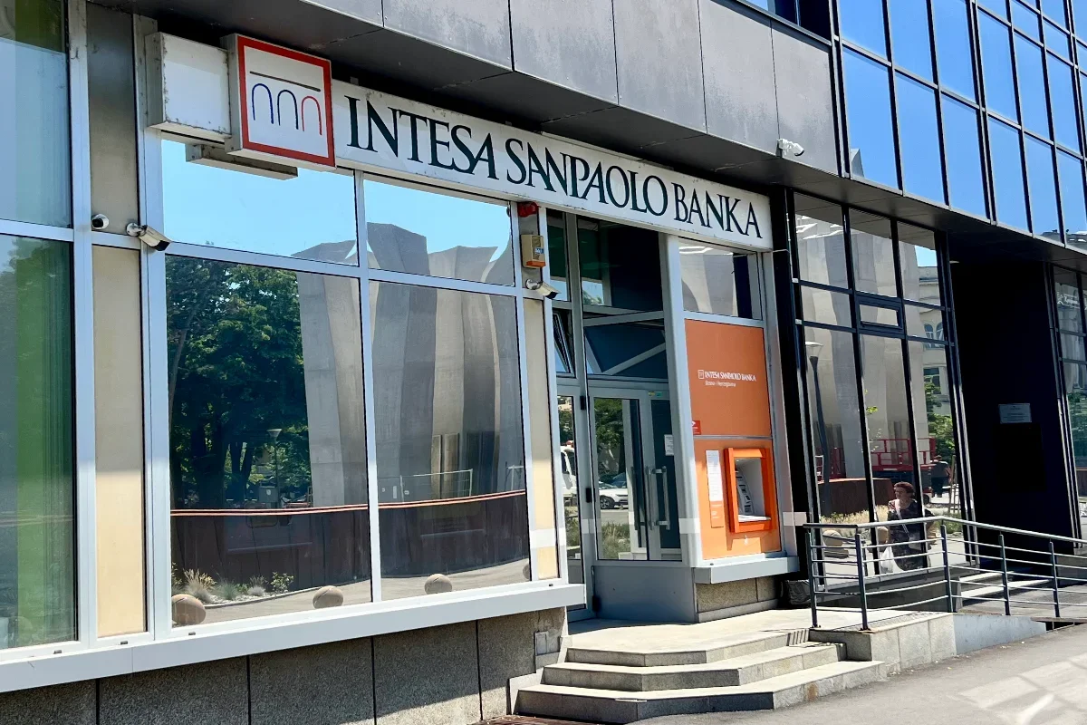 Intesa Sanpaolo Banka