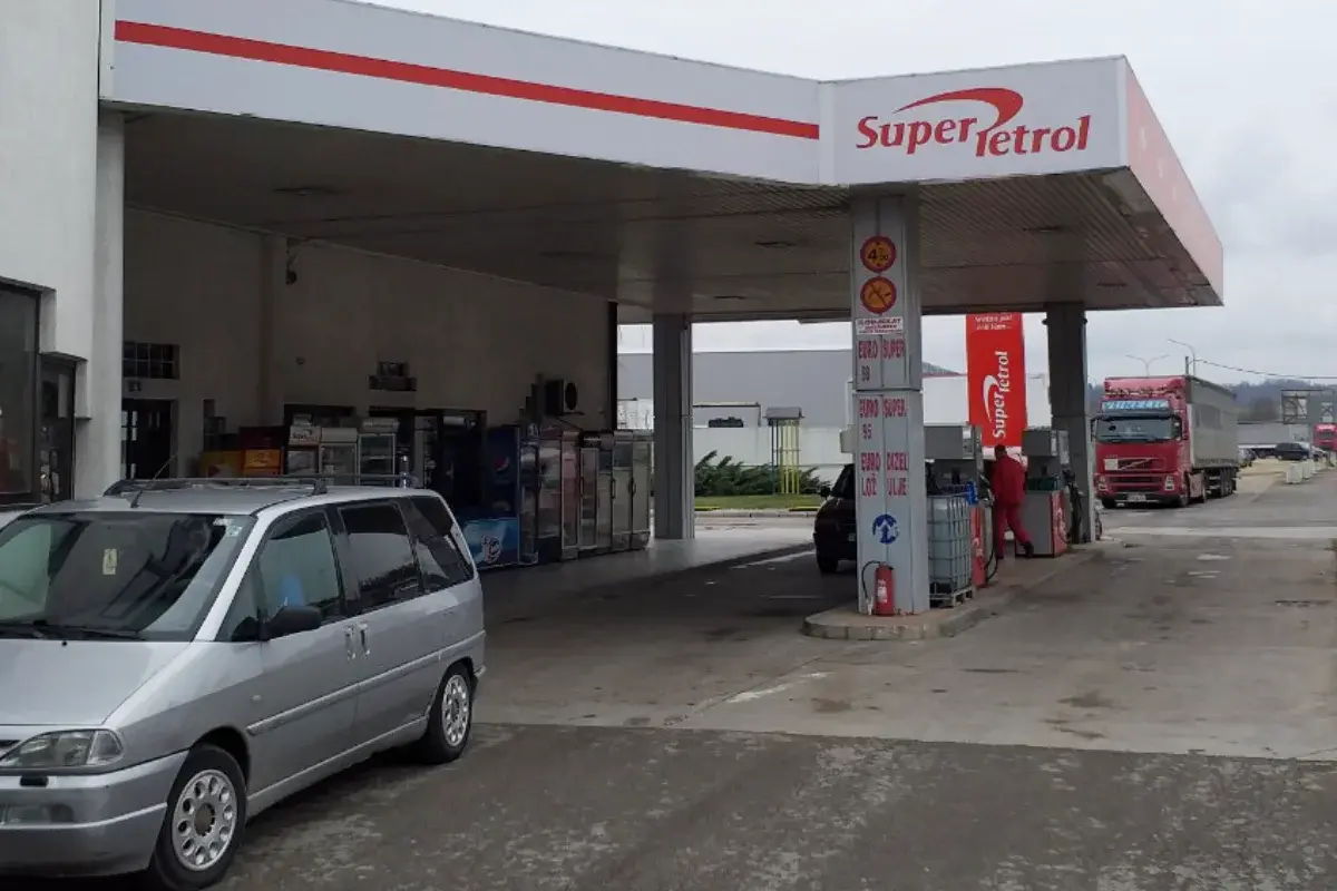 Super Petrol