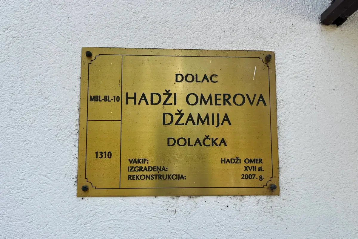 Hadži Omerova (Dolačka) džamija