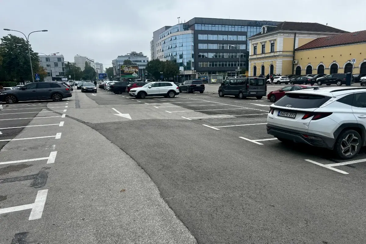 Parking Stara Autobuska