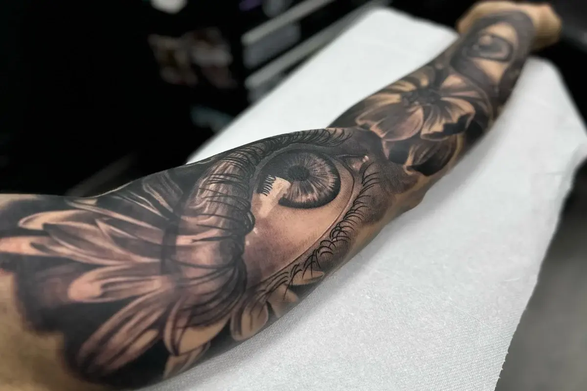 Western Saloon Tattoo Studio
