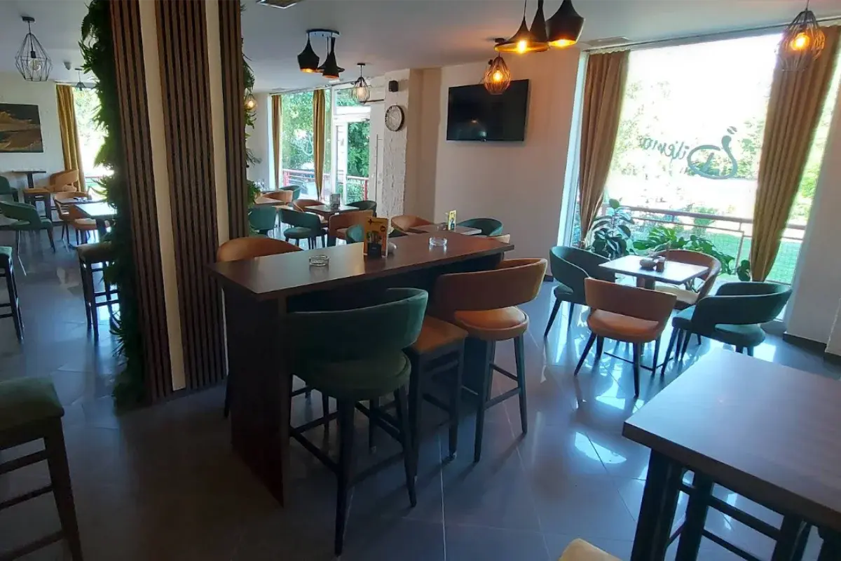 Dilema Caffe & Lounge bar