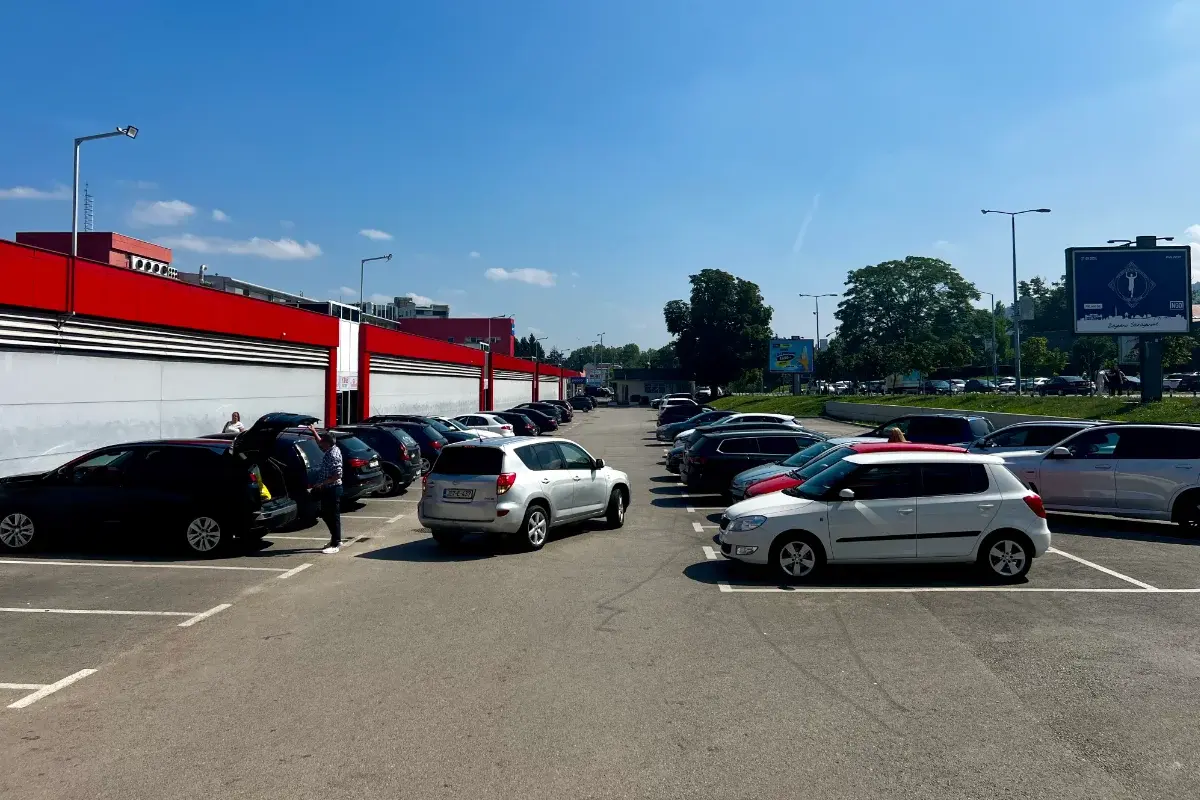 Parking Tržnica