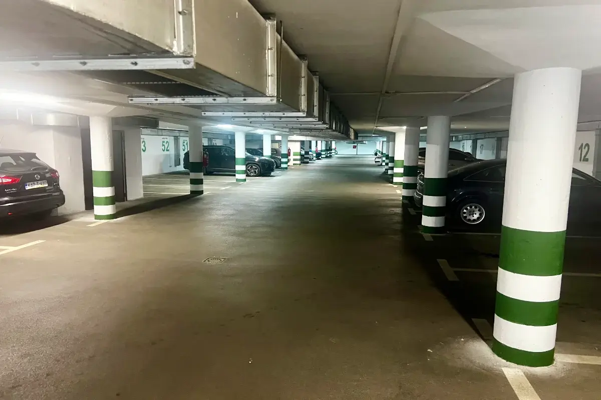 Garaža i parking Borik