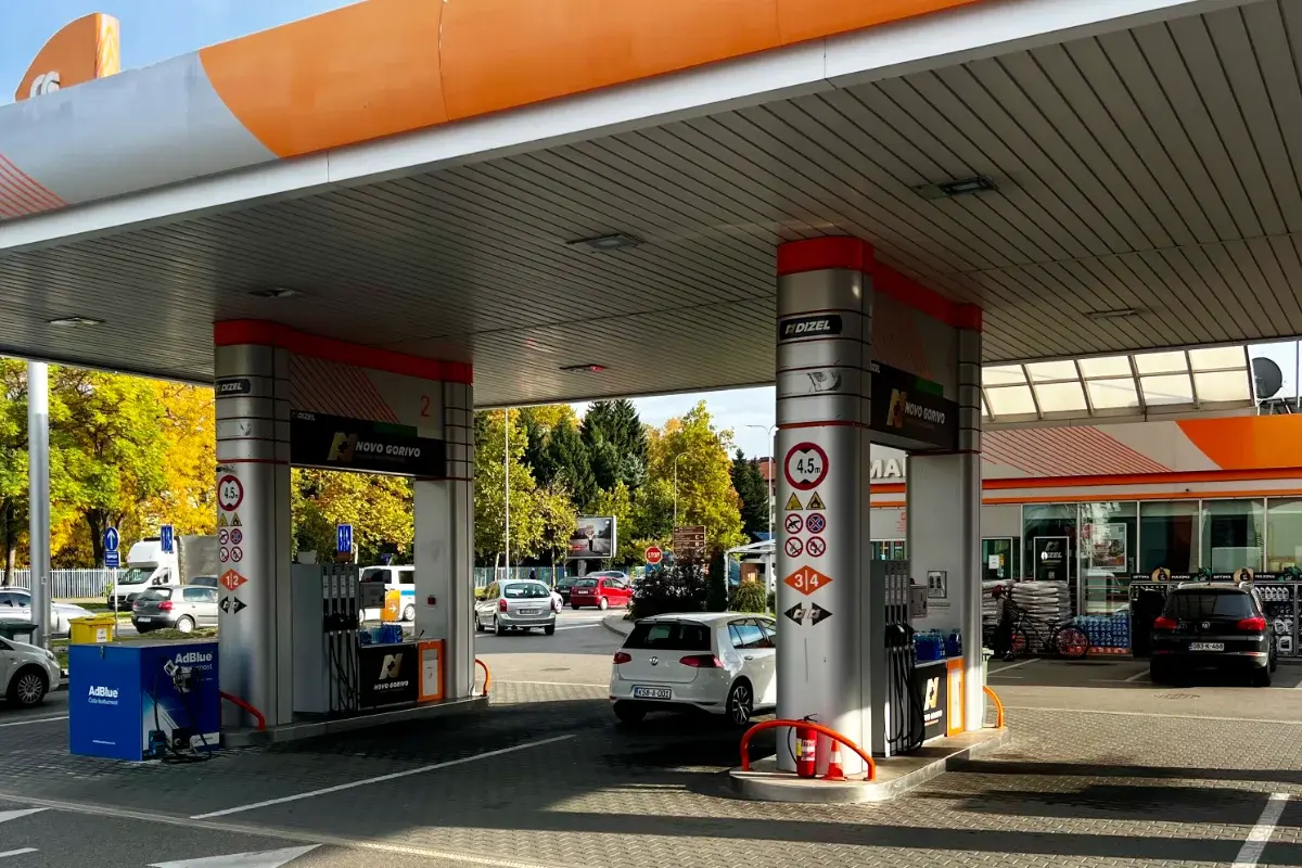 Nestro Petrol