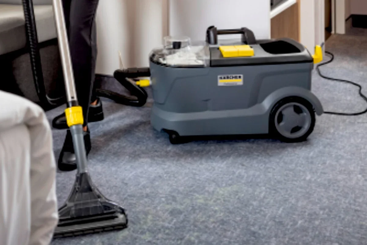 Dubinsko pranje i najam mašine Puzzi 10