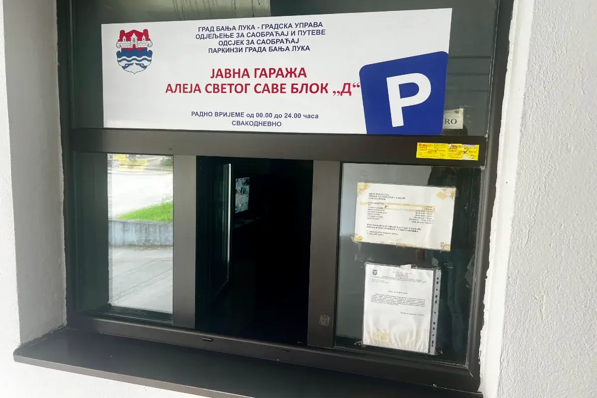Garaža i parking Borik