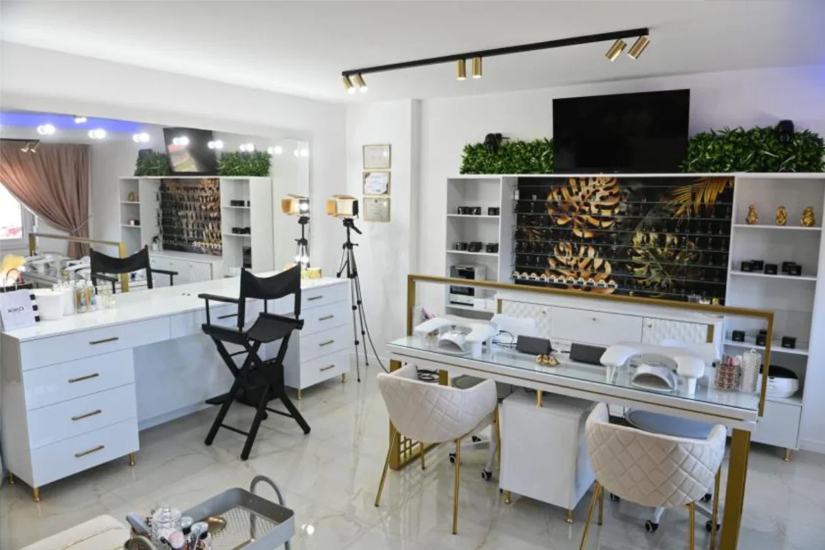 Labbra Beauty Studio by Anđela Bojanić