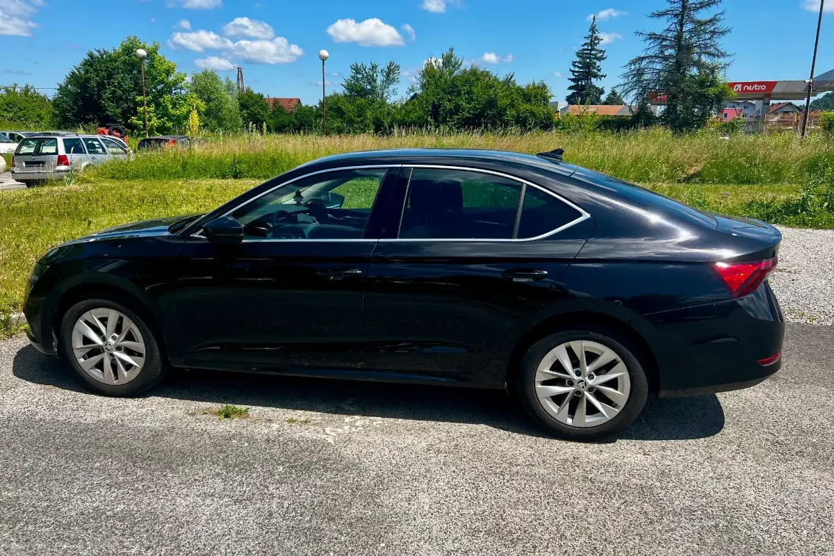 Hit Group Rent a Car