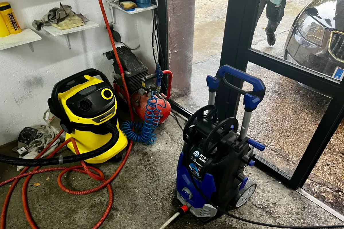 Most Wanted Autopraona