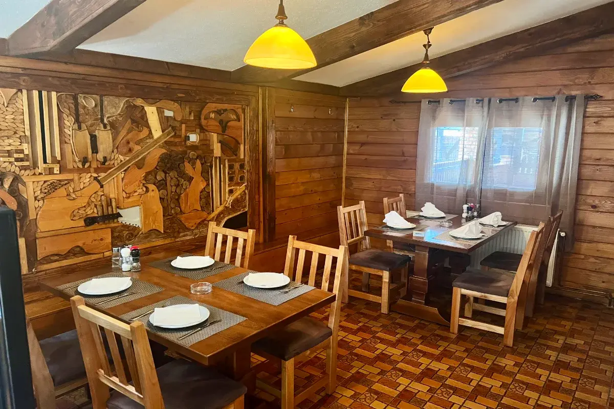 Lovački Restoran
