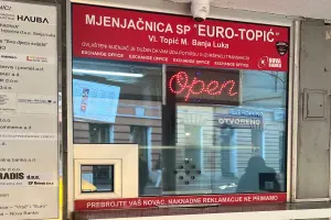 Mjenjačnica Euro-Topić