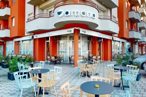 Damona Coffee & Cake