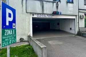 Garaža i parking Borik